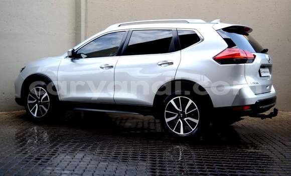 Buy Used Nissan X–Trail Silver Car in Chingola in Zambia Buy Used Nissan X–Trail Silver Car in Chingola in Zambia