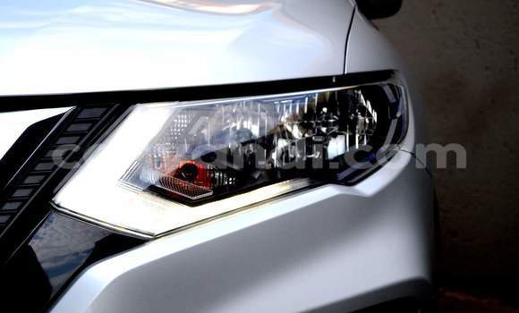 Buy Used Nissan X–Trail Silver Car in Chingola in Zambia Buy Used Nissan X–Trail Silver Car in Chingola in Zambia