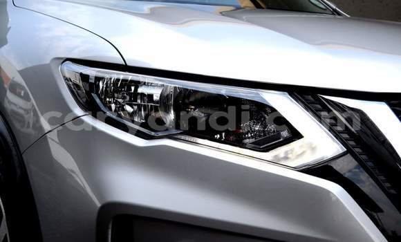 Buy Used Nissan X–Trail Silver Car in Chingola in Zambia Buy Used Nissan X–Trail Silver Car in Chingola in Zambia