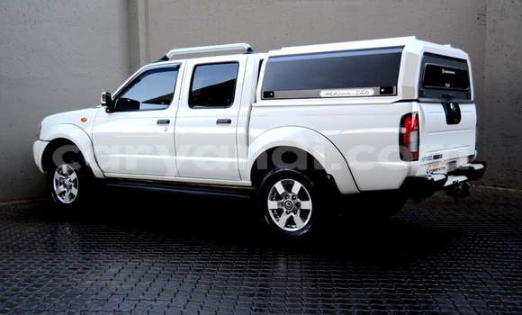 Tenga Tsaru Nissan NP 300 Sirivha Mota in Lusaka in Zambia Tenga Tsaru Nissan NP 300 Sirivha Mota in Lusaka in Zambia