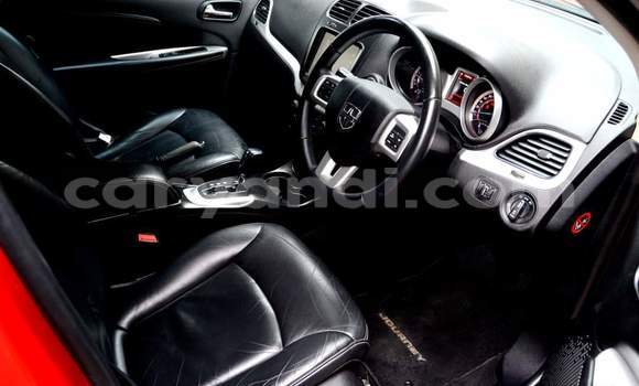 Acheter Occasion Voiture Dodge Journey Rouge à Chingola, Zambie Acheter Occasion Voiture Dodge Journey Rouge à Chingola, Zambie
