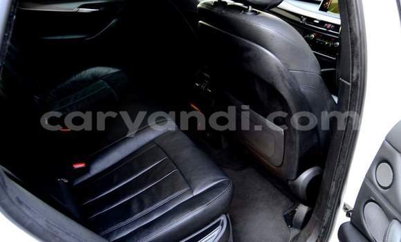 Nunua Ilio tumika BMW X6 Nyeupe Gari ndani ya Livingstone nchini Zambia Nunua Ilio tumika BMW X6 Nyeupe Gari ndani ya Livingstone nchini Zambia