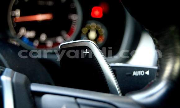 Nunua Ilio tumika BMW X6 Nyeupe Gari ndani ya Livingstone nchini Zambia Nunua Ilio tumika BMW X6 Nyeupe Gari ndani ya Livingstone nchini Zambia