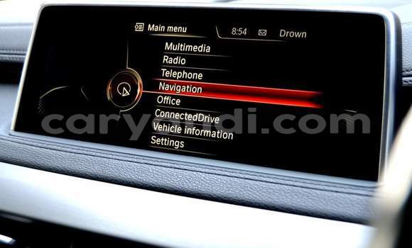 Nunua Ilio tumika BMW X6 Nyeupe Gari ndani ya Livingstone nchini Zambia Nunua Ilio tumika BMW X6 Nyeupe Gari ndani ya Livingstone nchini Zambia