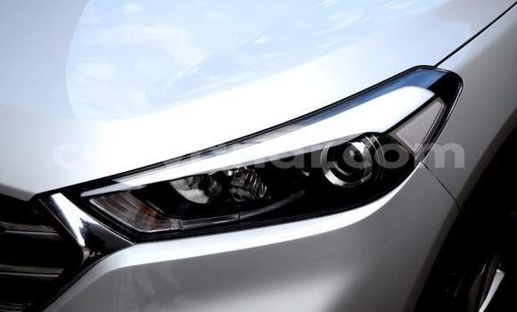 Buy Used Hyundai Tucson Silver Car in Livingstone in Zambia Buy Used Hyundai Tucson Silver Car in Livingstone in Zambia