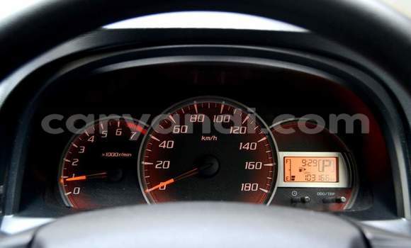 Acheter Occasion Voiture Toyota Avanza Blanc à Livingstone, Zambie Acheter Occasion Voiture Toyota Avanza Blanc à Livingstone, Zambie