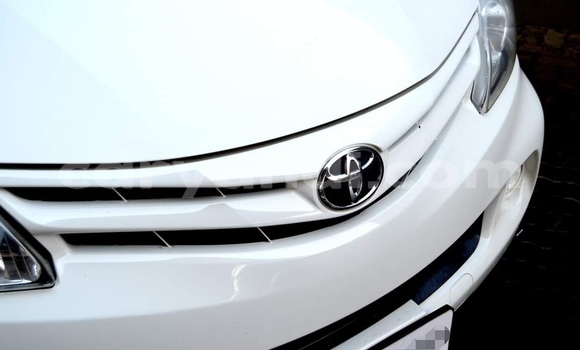 Acheter Occasion Voiture Toyota Avanza Blanc à Livingstone, Zambie Acheter Occasion Voiture Toyota Avanza Blanc à Livingstone, Zambie