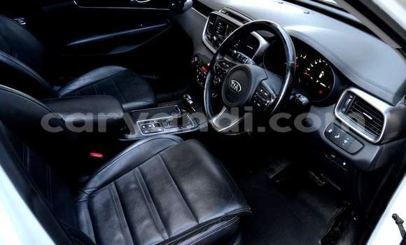 Acheter Occasion Voiture Kia Sorento Blanc à Chingola, Zambie Acheter Occasion Voiture Kia Sorento Blanc à Chingola, Zambie