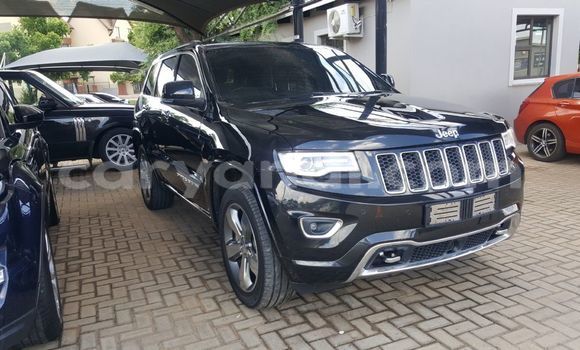 Nunua Ilio tumika Jeep Grand Cherokee Nyeusi Gari ndani ya Livingstone nchini Zambia