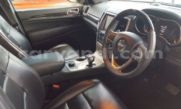 Acheter Occasion Voiture Jeep Grand Cherokee Noir à Livingstone, Zambie Acheter Occasion Voiture Jeep Grand Cherokee Noir à Livingstone, Zambie