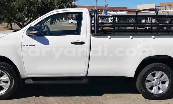 Buy Used Toyota Hilux White Car in Ndola in Zambia Buy Used Toyota Hilux White Car in Ndola in Zambia