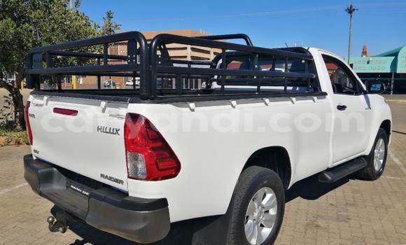 Buy Used Toyota Hilux White Car in Ndola in Zambia Buy Used Toyota Hilux White Car in Ndola in Zambia