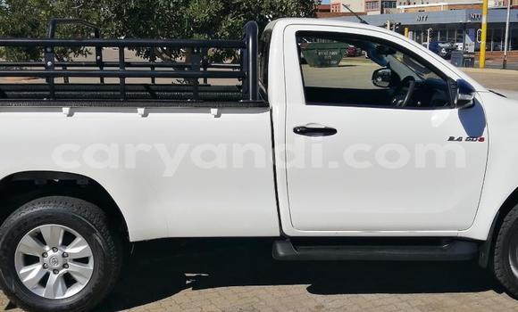 Buy Used Toyota Hilux White Car in Ndola in Zambia Buy Used Toyota Hilux White Car in Ndola in Zambia