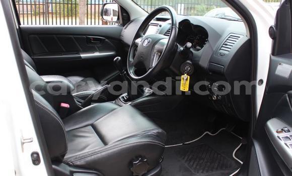 Tenga Tsaru Toyota Hilux Chena Mota in Lusaka in Zambia Tenga Tsaru Toyota Hilux Chena Mota in Lusaka in Zambia