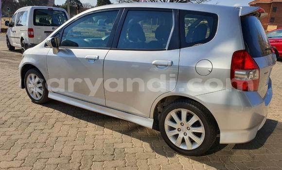 Acheter Occasion Voiture Honda Jazz Gris à Lusaka, Zambie Acheter Occasion Voiture Honda Jazz Gris à Lusaka, Zambie