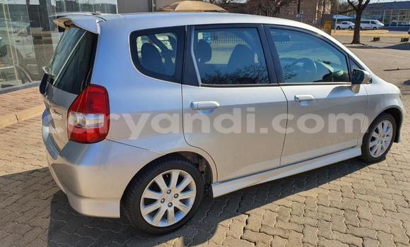 Acheter Occasion Voiture Honda Jazz Gris à Lusaka, Zambie Acheter Occasion Voiture Honda Jazz Gris à Lusaka, Zambie