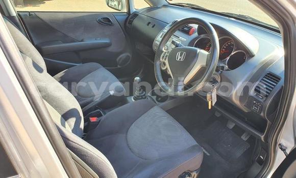 Acheter Occasion Voiture Honda Jazz Gris à Lusaka, Zambie Acheter Occasion Voiture Honda Jazz Gris à Lusaka, Zambie