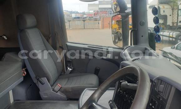 Acheter Occasion Utilitaire Scania R420 Blanc à Lusaka, Zambie Acheter Occasion Utilitaire Scania R420 Blanc à Lusaka, Zambie