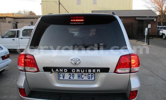 Tenga Imported Toyota Land Cruiser Sirivha Mota in Lusaka in Zambia Tenga Imported Toyota Land Cruiser Sirivha Mota in Lusaka in Zambia