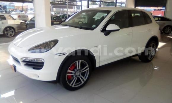 Tenga Tsaru Porsche Cayenne Chena Mota in Lusaka in Zambia Tenga Tsaru Porsche Cayenne Chena Mota in Lusaka in Zambia