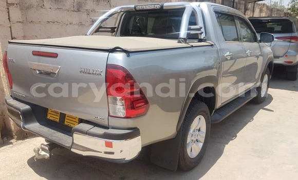 Buy Used Toyota Hilux Silver Car in Lusaka in Zambia Buy Used Toyota Hilux Silver Car in Lusaka in Zambia
