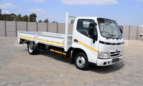 Buy Used Toyota Dyna White Truck in Kafue in Lusaka Buy Used Toyota Dyna White Truck in Kafue in Lusaka