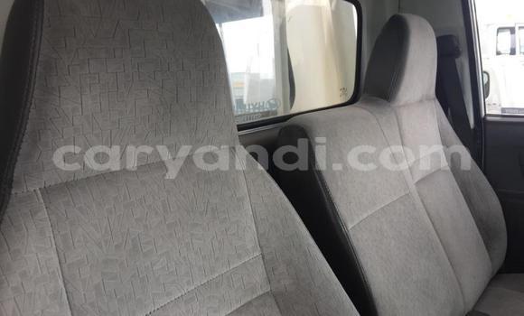 Acheter Occasion Utilitaire Hyundai H200 Blanc à Chipata, Zambie Acheter Occasion Utilitaire Hyundai H200 Blanc à Chipata, Zambie