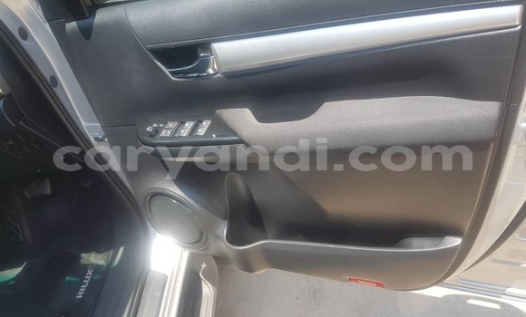 Buy Used Toyota Hilux Silver Car in Lusaka in Zambia Buy Used Toyota Hilux Silver Car in Lusaka in Zambia