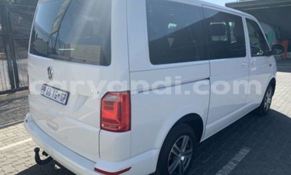 Buy Used Volkswagen Transporter White Car in Lusaka in Zambia Buy Used Volkswagen Transporter White Car in Lusaka in Zambia