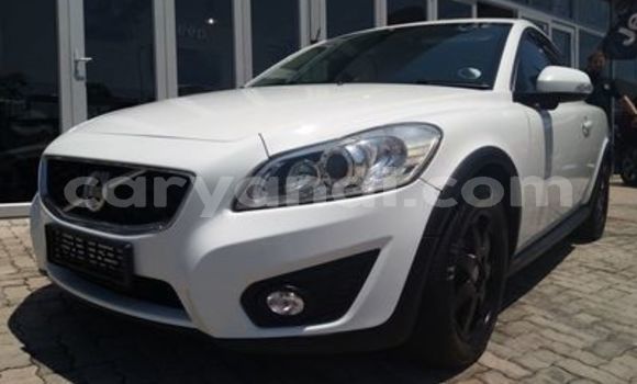 Acheter Occasion Voiture Volvo C30 Blanc à Livingstone, Zambie Acheter Occasion Voiture Volvo C30 Blanc à Livingstone, Zambie