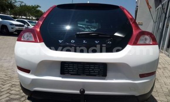 Acheter Occasion Voiture Volvo C30 Blanc à Livingstone, Zambie Acheter Occasion Voiture Volvo C30 Blanc à Livingstone, Zambie
