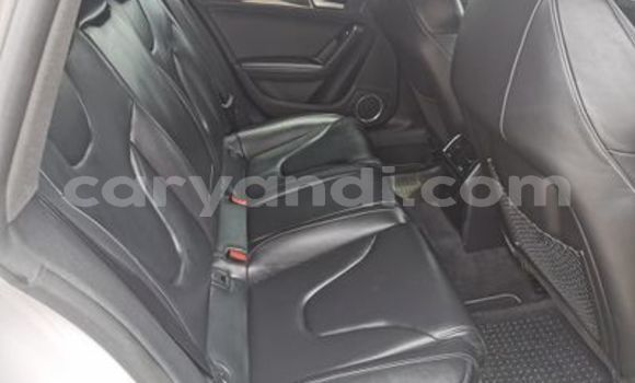 Acheter Occasion Voiture Audi S5 Blanc à Livingstone, Zambie Acheter Occasion Voiture Audi S5 Blanc à Livingstone, Zambie