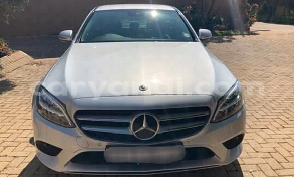 Acheter Occasion Voiture Mercedes‒Benz C–Class Gris à Chingola, Zambie Acheter Occasion Voiture Mercedes‒Benz C–Class Gris à Chingola, Zambie