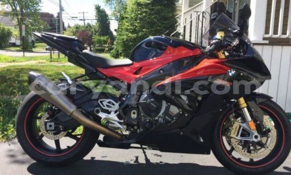 Acheter Occasion Moto BMW S 1000 Noir à Itezhi–Tezhi, Du sud Acheter Occasion Moto BMW S 1000 Noir à Itezhi–Tezhi, Du sud