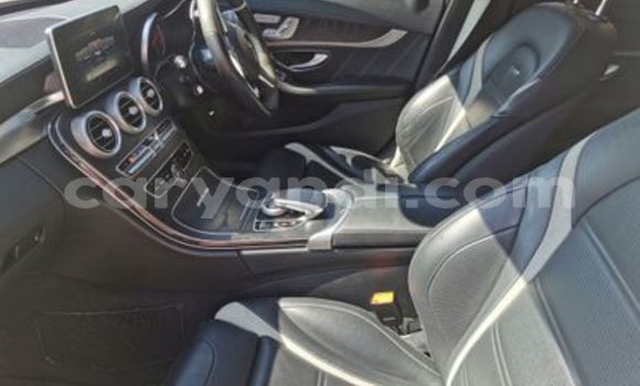 Acheter Occasion Voiture Mercedes‒Benz C–Class Blanc à Livingstone, Zambie Acheter Occasion Voiture Mercedes‒Benz C–Class Blanc à Livingstone, Zambie
