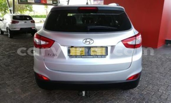 Buy Used Hyundai ix35 Silver Car in Lusaka in Zambia Buy Used Hyundai ix35 Silver Car in Lusaka in Zambia