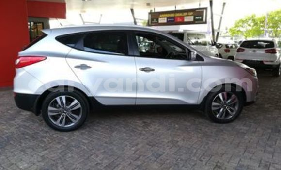 Buy Used Hyundai ix35 Silver Car in Lusaka in Zambia Buy Used Hyundai ix35 Silver Car in Lusaka in Zambia