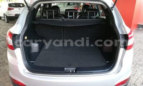 Buy Used Hyundai ix35 Silver Car in Lusaka in Zambia Buy Used Hyundai ix35 Silver Car in Lusaka in Zambia