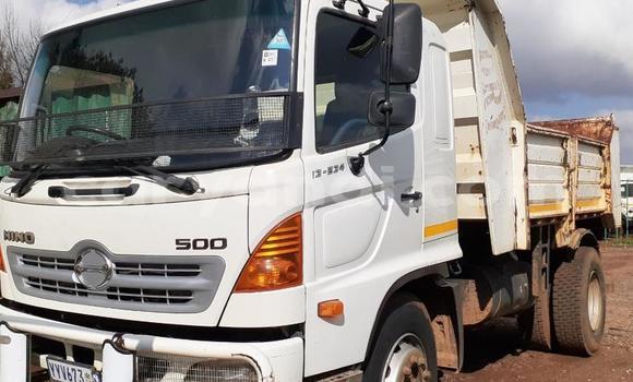 Buy Used Toyota Dyna White Truck in Chipata in Zambia