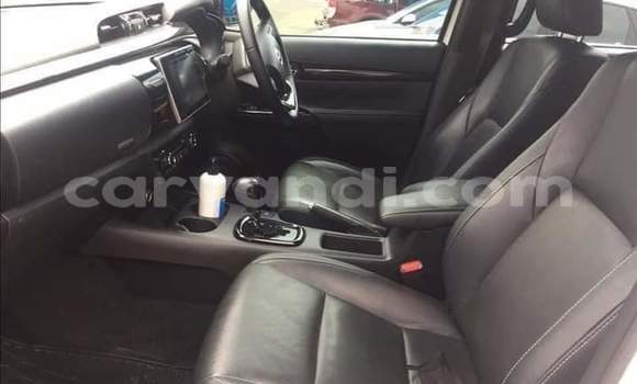 Buy Used Toyota Hilux White Car in Kabwe in Zambia Buy Used Toyota Hilux White Car in Kabwe in Zambia