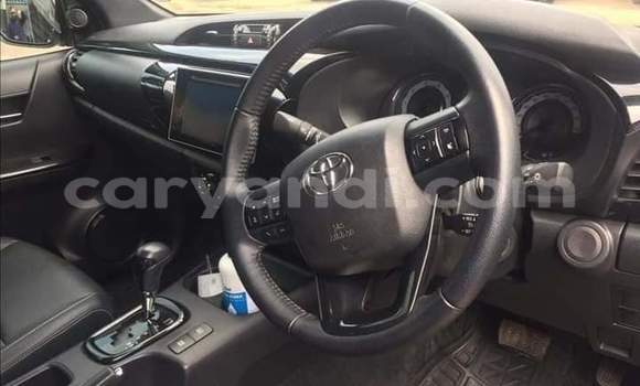 Buy Used Toyota Hilux White Car in Kabwe in Zambia Buy Used Toyota Hilux White Car in Kabwe in Zambia