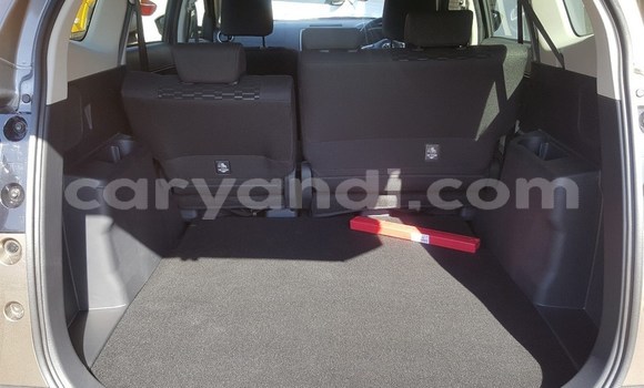 Nunua Ilio tumika Toyota RAV4 Fedha Gari ndani ya Chama nchini Kusini Nunua Ilio tumika Toyota RAV4 Fedha Gari ndani ya Chama nchini Kusini