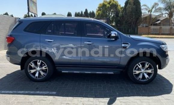 Tenga Tsaru Ford Everest Bhuruu Mota in Mazabuka in Southern Tenga Tsaru Ford Everest Bhuruu Mota in Mazabuka in Southern