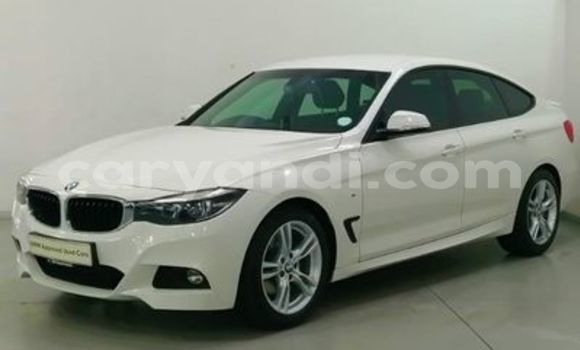 Tenga Tsaru BMW 3–Series Chena Mota in Mazabuka in Southern Tenga Tsaru BMW 3–Series Chena Mota in Mazabuka in Southern