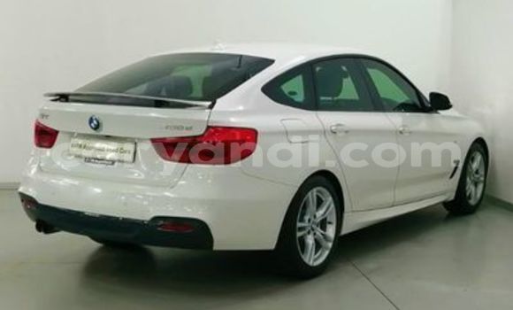 Tenga Tsaru BMW 3–Series Chena Mota in Mazabuka in Southern Tenga Tsaru BMW 3–Series Chena Mota in Mazabuka in Southern