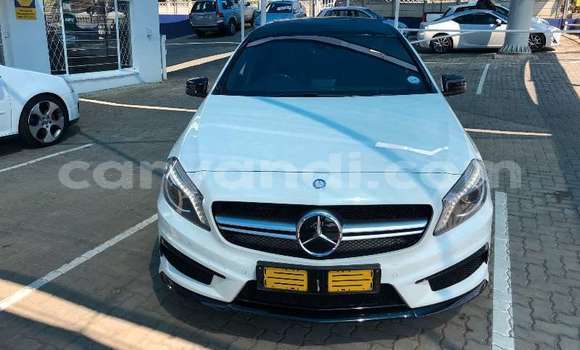 Nunua Ilio tumika Mercedes‒Benz A-klasse AMG Nyeupe Gari ndani ya Livingstone nchini Zambia Nunua Ilio tumika Mercedes‒Benz A-klasse AMG Nyeupe Gari ndani ya Livingstone nchini Zambia