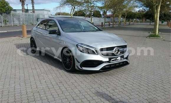 Acheter Occasion Voiture Mercedes‒Benz A-klasse AMG Gris à Livingstone, Zambie Acheter Occasion Voiture Mercedes‒Benz A-klasse AMG Gris à Livingstone, Zambie