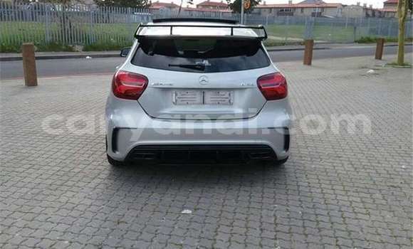 Acheter Occasion Voiture Mercedes‒Benz A-klasse AMG Gris à Livingstone, Zambie Acheter Occasion Voiture Mercedes‒Benz A-klasse AMG Gris à Livingstone, Zambie
