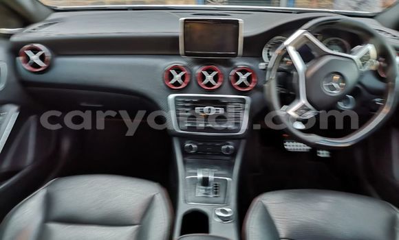 Nunua Ilio tumika Mercedes‒Benz A-klasse AMG Nyeupe Gari ndani ya Chipata nchini Zambia Nunua Ilio tumika Mercedes‒Benz A-klasse AMG Nyeupe Gari ndani ya Chipata nchini Zambia