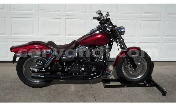 Acheter Occasion Moto Harley Davidson Dyna Rouge à Isoka, Nord Acheter Occasion Moto Harley Davidson Dyna Rouge à Isoka, Nord